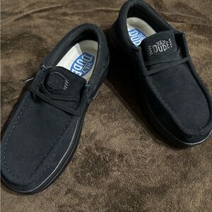 Hey Dude Men's Classic Black Suede Wally
